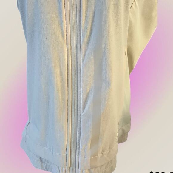 Adidas women’s running vest size M. Cream/ivory color. Full front zip. - Picture 7 of 12